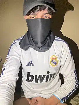 Snapshot of CodingRemotion chatting on April 2026 10:40:02 PM CodingRemotion online show from April 2026 10:40:02 PM