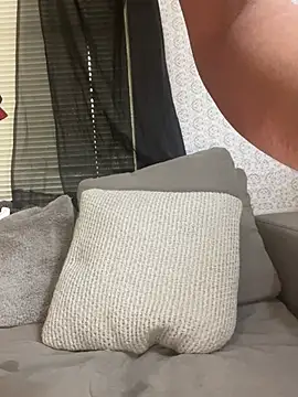 Mmmmadsss online show from March 2026 10:05:01 PM