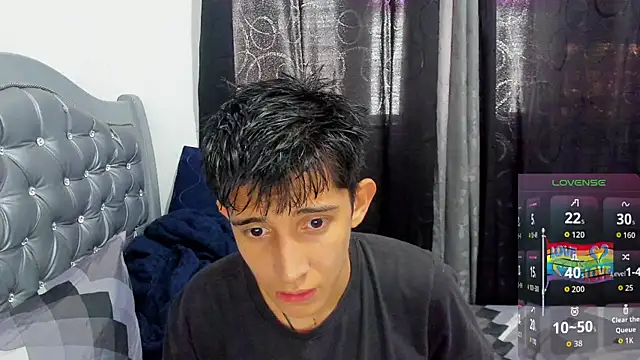 gomitaboy1 online show from April 2026 07:12:02 PM