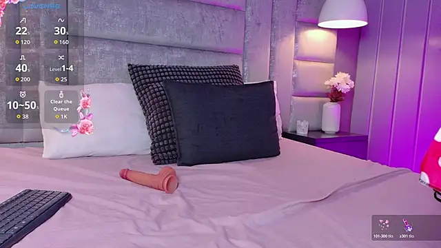 Snapshot of PaulaVegaa chatting on April 2026 03:06:01 PM PaulaVegaa online show from April 2026 03:06:01 PM