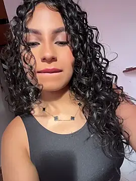 AmeliaAndersson online show from April 2026 09:20:02 PM