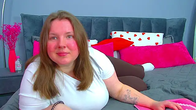 Snapshot of MelodyMoores chatting on March 2026 06:51:02 AM MelodyMoores online show from March 2026 06:51:02 AM