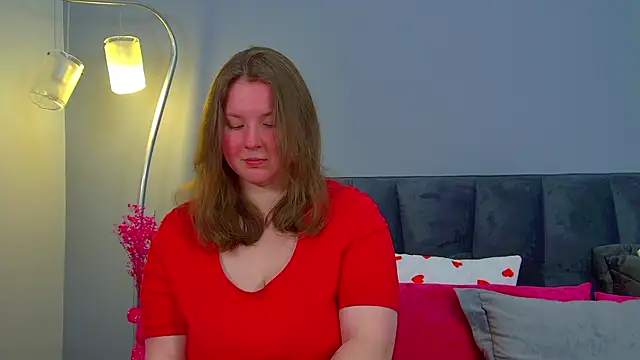 Snapshot of MelodyMoores chatting on April 2026 06:18:02 AM MelodyMoores online show from April 2026 06:18:02 AM