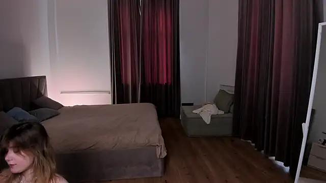 Snapshot of JennyHardy chatting on March 2026 01:16:02 PM JennyHardy online show from March 2026 01:16:02 PM