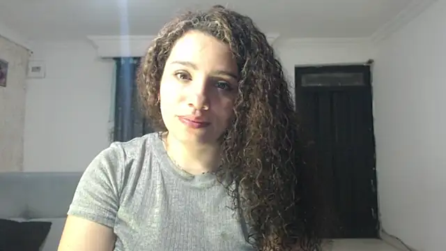 Snapshot of melany_montenegro chatting on April 2026 07:06:01 AM melany montenegro online show from April 2026 07:06:01 AM