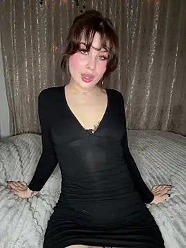 EmmyRichardson online show from March 2026 12:45:02 PM