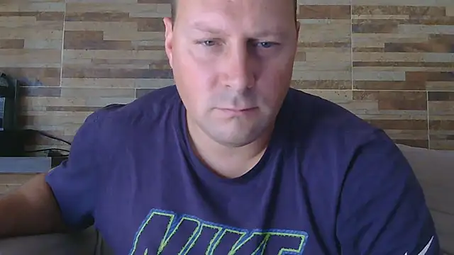 lustonfan online show from April 2026 03:54:01 PM