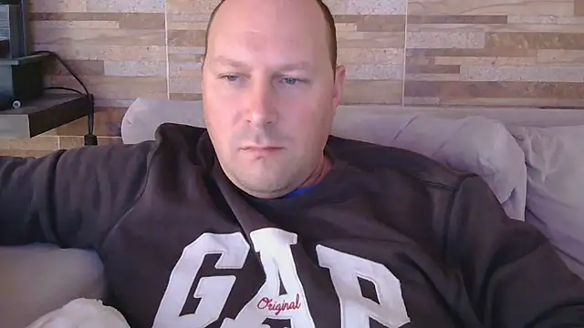 Snapshot of lustonfan chatting on June 2026 11:58:01 AM lustonfan online show from June 2026 11:58:01 AM