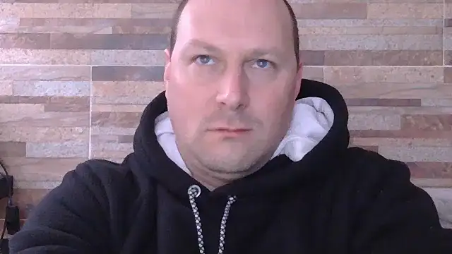 Snapshot of lustonfan chatting on July 2026 12:44:02 PM lustonfan online show from July 2026 12:44:02 PM