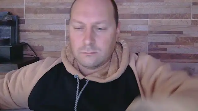 Snapshot of lustonfan chatting on July 2026 12:33:01 PM lustonfan online show from July 2026 12:33:01 PM