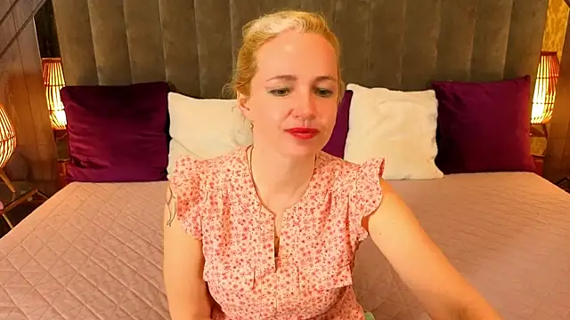 Snapshot of Alaska_Si chatting on April 2026 12:20:01 PM Alaska Si online show from April 2026 12:20:01 PM