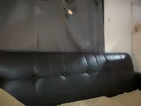 yourmommy pia online show from April 2026 07:45:01 PM