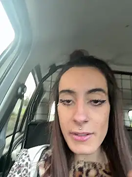 Snapshot of chiara-mario chatting on April 2026 07:06:01 AM chiara-mario online show from April 2026 07:06:01 AM