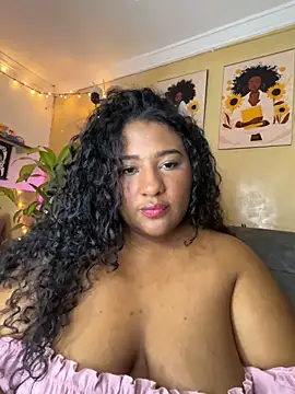 Snapshot of dana_falcoo25 chatting on April 2026 01:39:02 PM dana falcoo25 online show from April 2026 01:39:02 PM