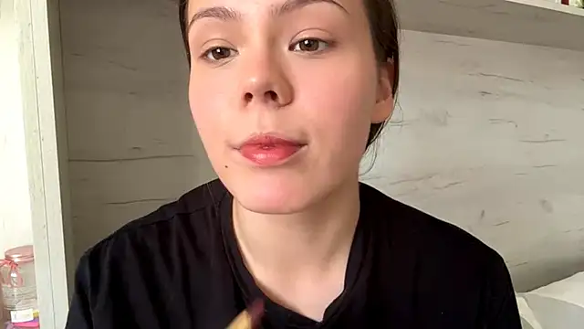 Snapshot of BlinkingDross chatting on March 2026 09:48:01 AM BlinkingDross online show from March 2026 09:48:01 AM