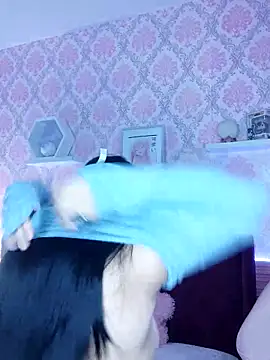 Snapshot of Jade_rous chatting on April 2026 11:37:02 AM Jade rous online show from April 2026 11:37:02 AM