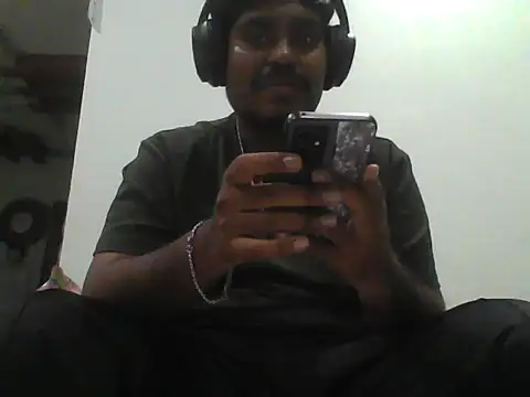 Foxboy65 online show from April 2026 07:19:01 PM