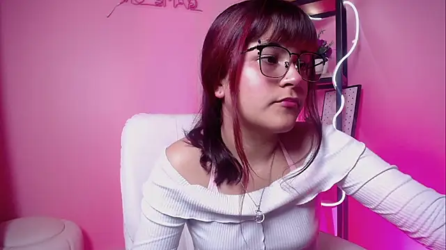 Snapshot of Nami_Velle chatting on March 2026 01:27:01 PM Nami Velle online show from March 2026 01:27:01 PM