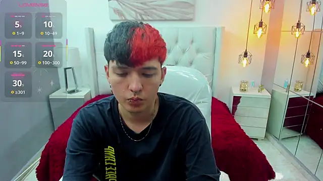 Santiago morgan online show from April 2026 10:53:01 PM