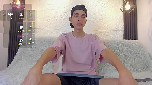 Snapshot of dave_925_ chatting on March 2026 05:49:01 PM dave 925 online show from March 2026 05:49:01 PM