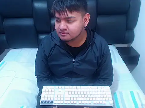 Snapshot of XNoahDeepThroatX chatting on April 2026 12:49:01 PM XNoahDeepThroatX online show from April 2026 12:49:01 PM