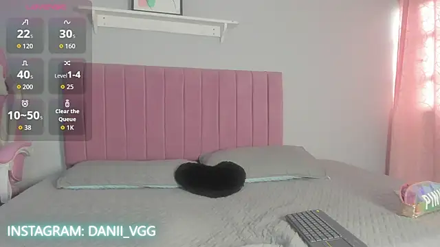 daniii-vgg online show from March 2026 01:37:02 PM