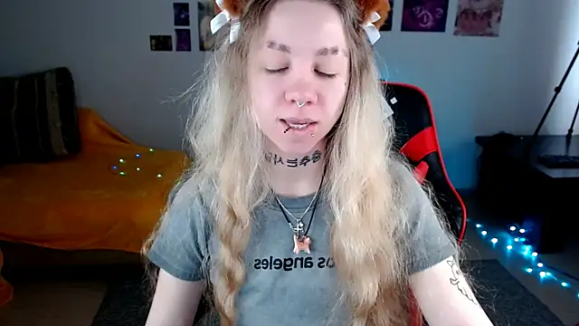 Nica Kawaii online show from April 2026 07:35:01 AM