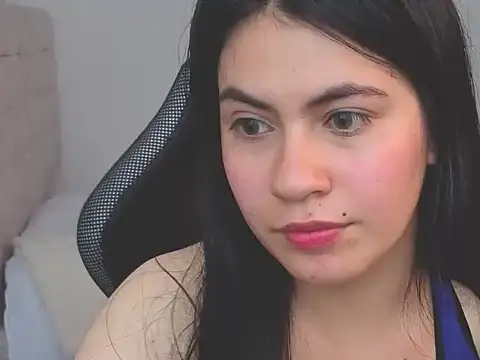 Snapshot of hasszul_2 chatting on April 2026 06:48:02 PM hasszul 2 online show from April 2026 06:48:02 PM