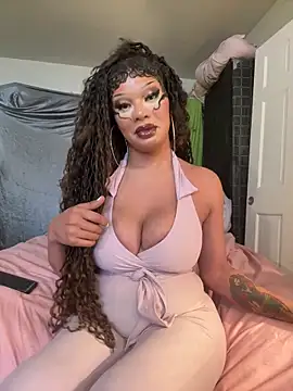 Snapshot of Riasvenenoo chatting on April 2026 04:04:01 PM Riasvenenoo online show from April 2026 04:04:01 PM