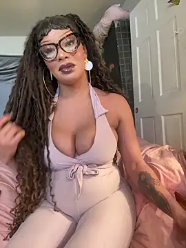 Snapshot of Riasvenenoo chatting on April 2026 04:06:02 PM Riasvenenoo online show from April 2026 04:06:02 PM