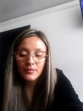 CynthiaMore online show from May 2026 04:13:02 PM