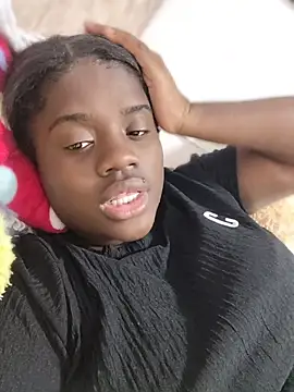 YourLiaa  online show from March 2026 03:28:01 AM