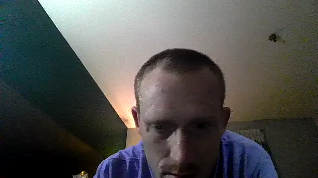 Snapshot of Lovemcurvy69 chatting on May 2026 01:14:02 AM Lovemcurvy69 online show from May 2026 01:14:02 AM