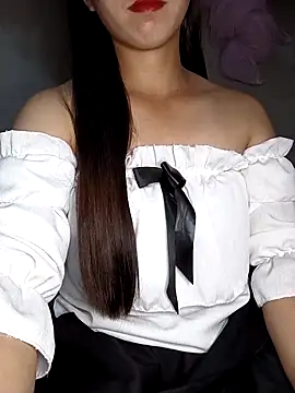 Fiona 2026 online show from April 2026 02:03:02 PM