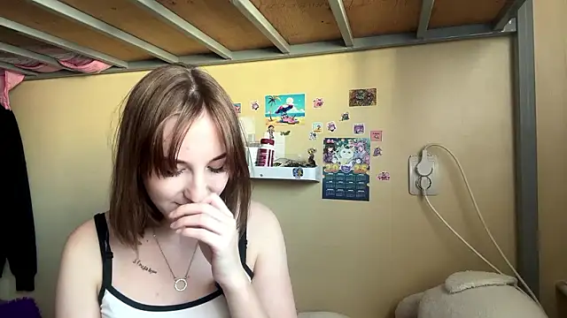 Snapshot of AquilineOrites chatting on March 2026 06:39:01 AM AquilineOrites online show from March 2026 06:39:01 AM