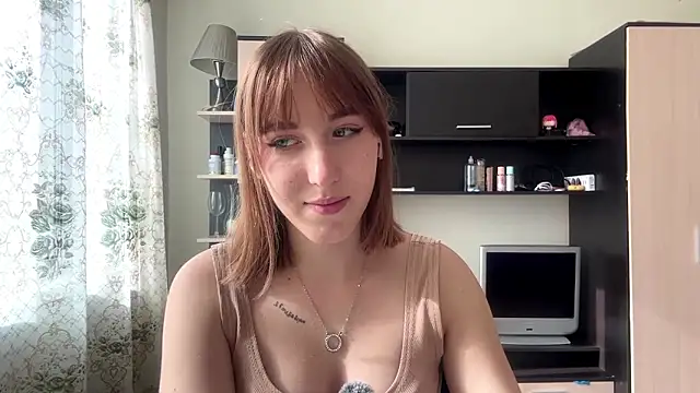 Snapshot of AquilineOrites chatting on April 2026 06:46:01 AM AquilineOrites online show from April 2026 06:46:01 AM