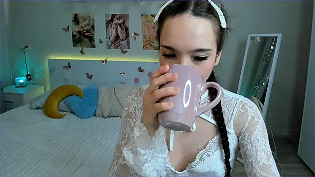 Snapshot of Milly_Lane chatting on May 2026 03:13:01 AM Milly Lane online show from May 2026 03:13:01 AM