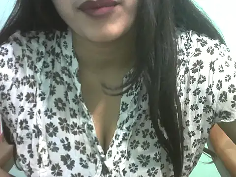 Snapshot of Lovely-Pandey chatting on April 2026 08:09:01 PM Lovely-Pandey online show from April 2026 08:09:01 PM