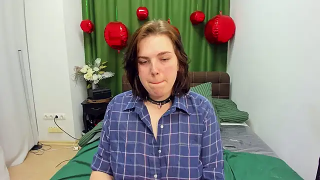 Snapshot of DanielaHot4u chatting on March 2026 05:44:01 AM DanielaHot4u online show from March 2026 05:44:01 AM