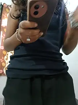 Snapshot of Itz_ishu chatting on April 2026 02:55:01 AM Itz ishu online show from April 2026 02:55:01 AM