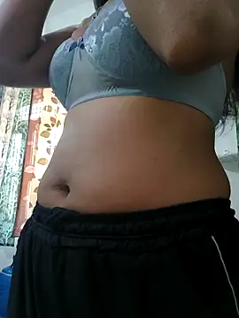 Snapshot of Itz_ishu chatting on April 2026 03:43:02 AM Itz ishu online show from April 2026 03:43:02 AM