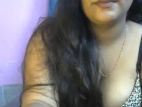 Snapshot of QUEEN-OF-QUEEN chatting on July 2026 08:22:01 PM QUEEN-OF-QUEEN online show from July 2026 08:22:01 PM