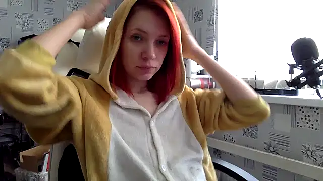 Snapshot of Milk_shakeee chatting on April 2026 09:34:01 AM Milk shakeee online show from April 2026 09:34:01 AM