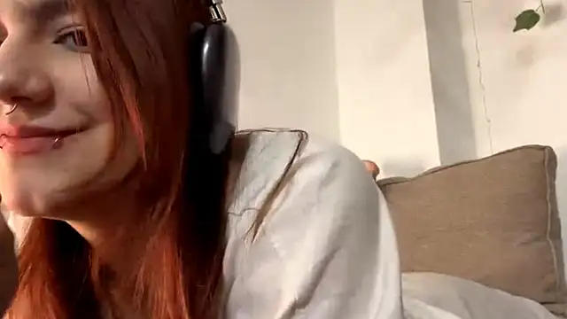 Snapshot of EunTurton chatting on March 2026 12:05:02 AM EunTurton online show from March 2026 12:05:02 AM