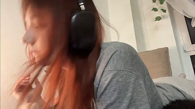 Snapshot of EunTurton chatting on March 2026 12:15:02 AM EunTurton online show from March 2026 12:15:02 AM