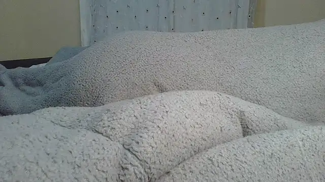 Snapshot of ndivhuwomuleya chatting on April 2026 05:33:01 AM ndivhuwomuleya online show from April 2026 05:33:01 AM