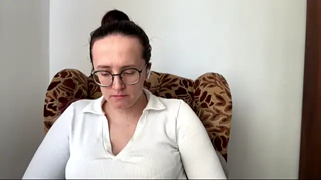 Snapshot of SofiaTease chatting on April 2026 01:23:01 PM SofiaTease online show from April 2026 01:23:01 PM