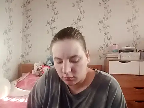 Snapshot of symmetryinvoid chatting on April 2026 08:42:02 AM symmetryinvoid online show from April 2026 08:42:02 AM