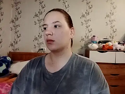 Snapshot of symmetryinvoid chatting on April 2026 08:59:01 PM symmetryinvoid online show from April 2026 08:59:01 PM