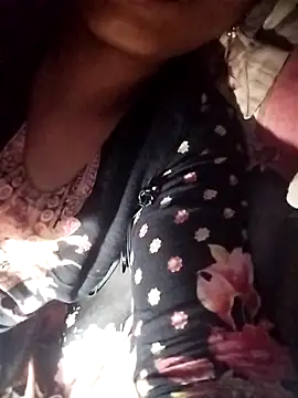 Zuhi-- online show from March 2026 06:37:02 PM